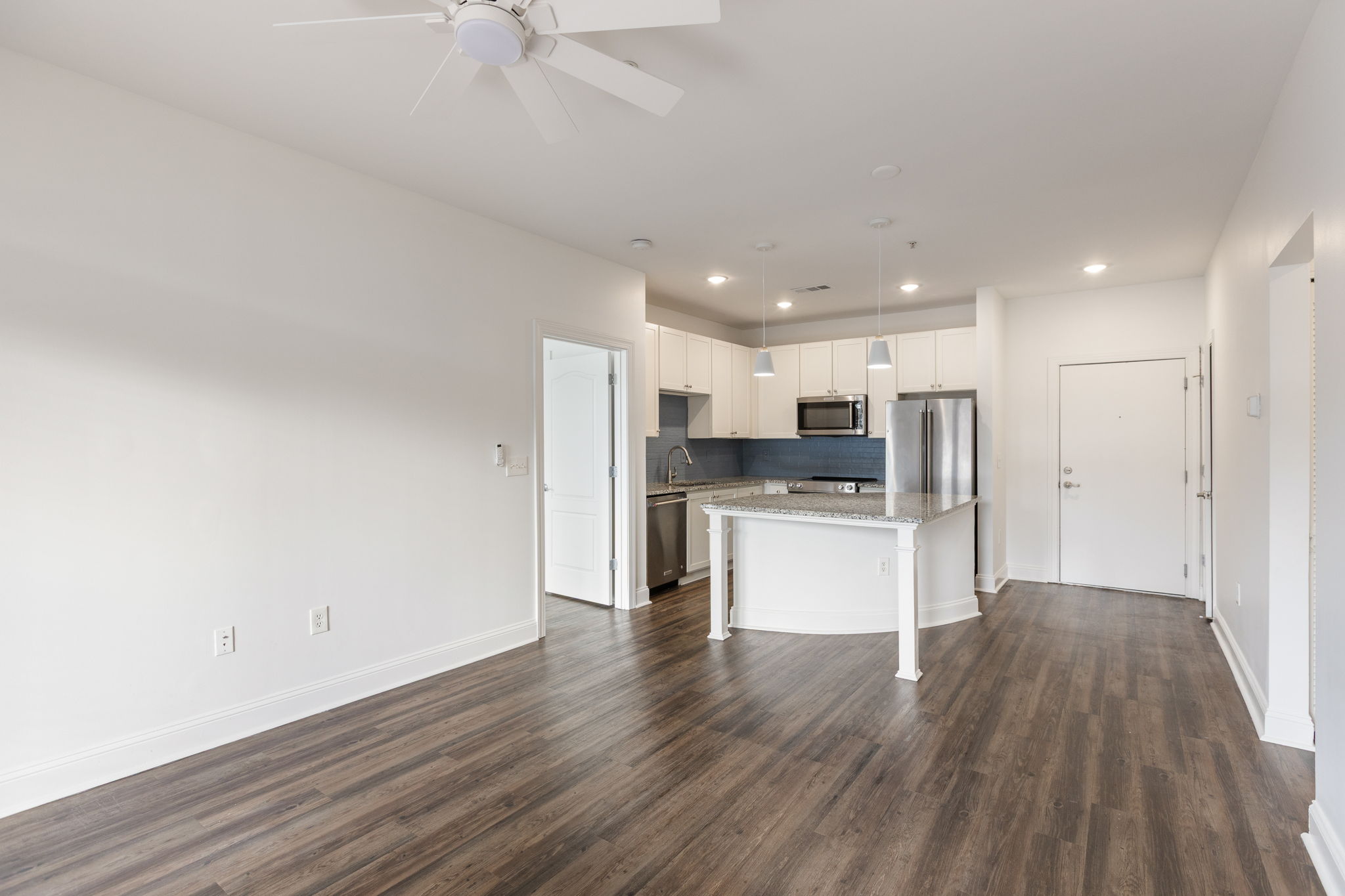 20260305_840united_roots006