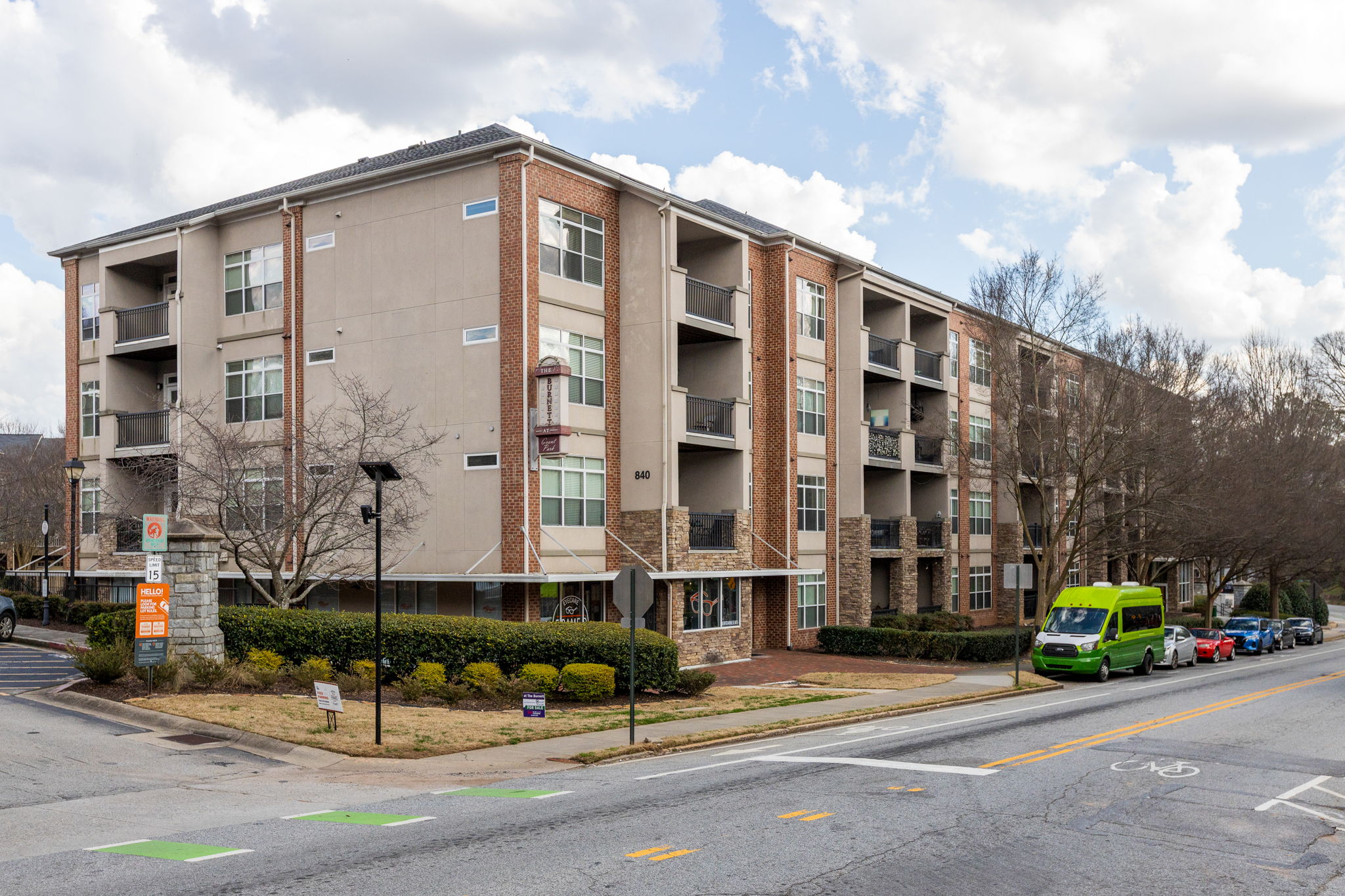 20260305_840united_roots022