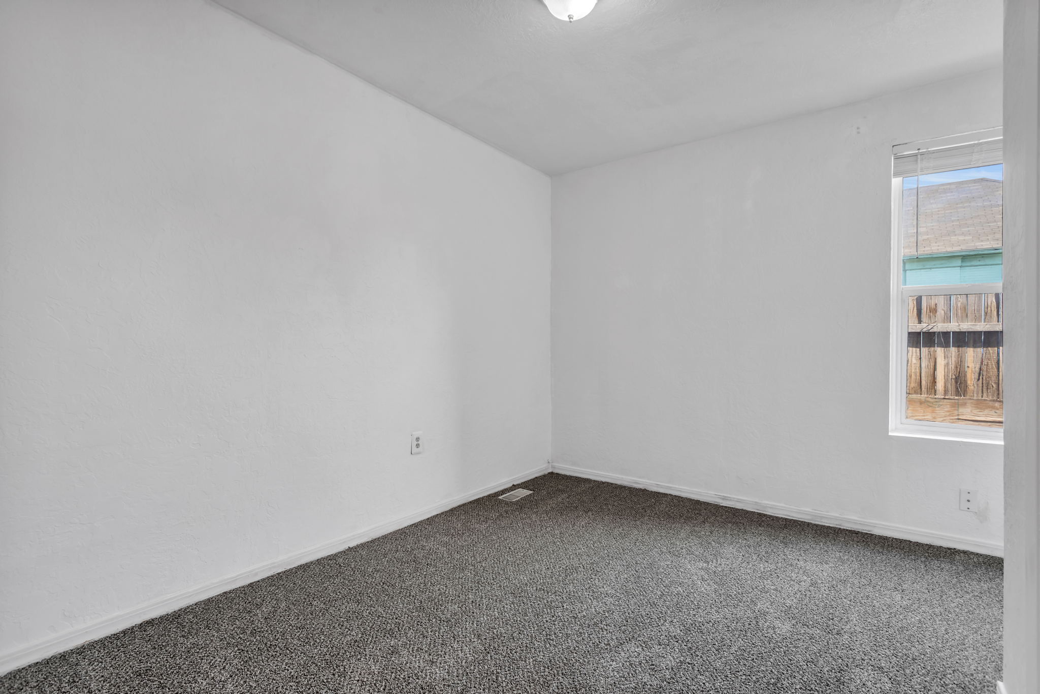 840 W 700 S, Salt Lake City, UT 84104, USA Photo 10