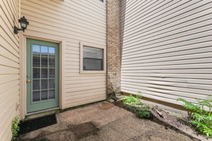  Photo 0