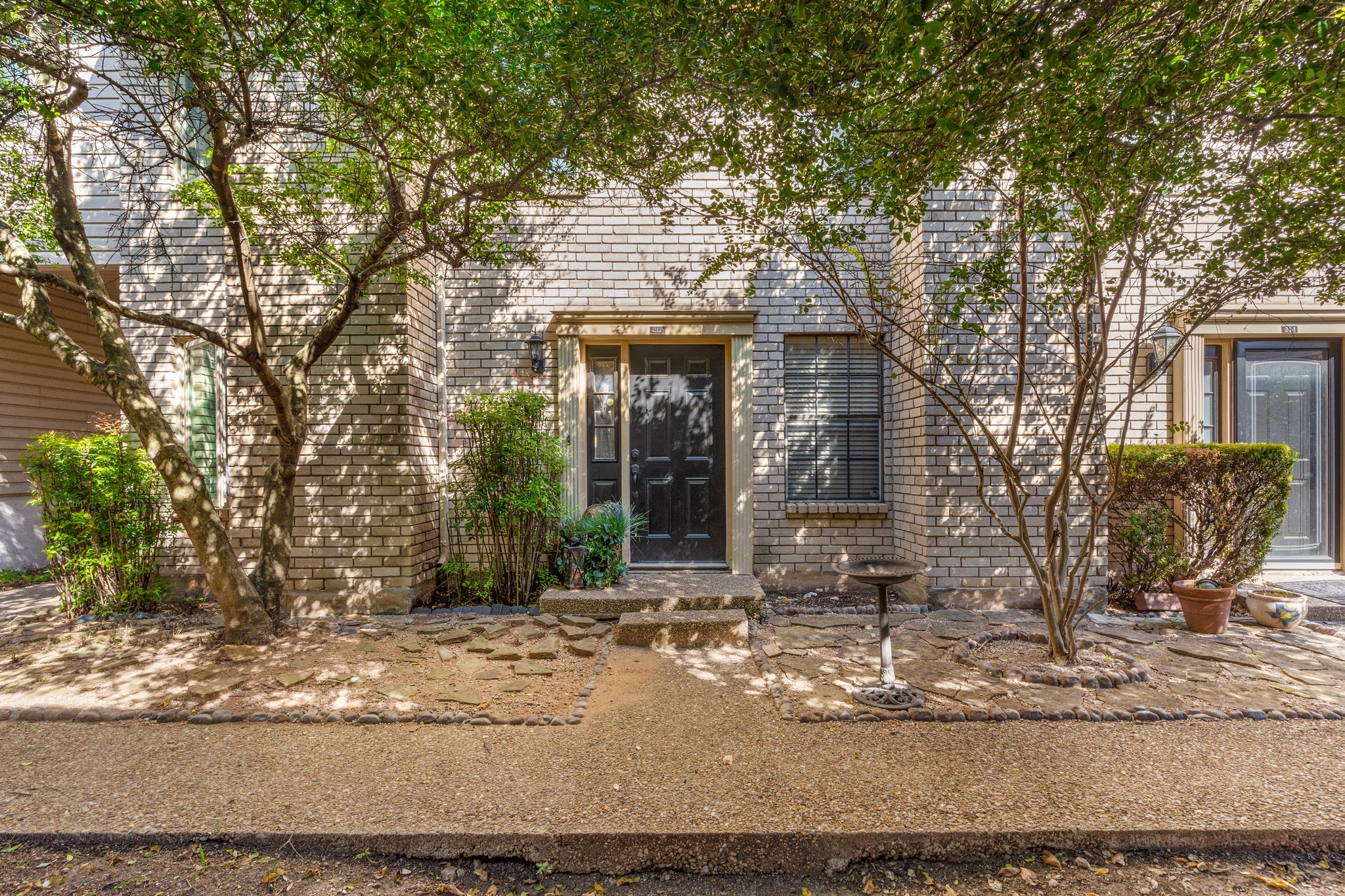 8400 Jamestown Dr, Austin, TX 78758, USA Photo 2