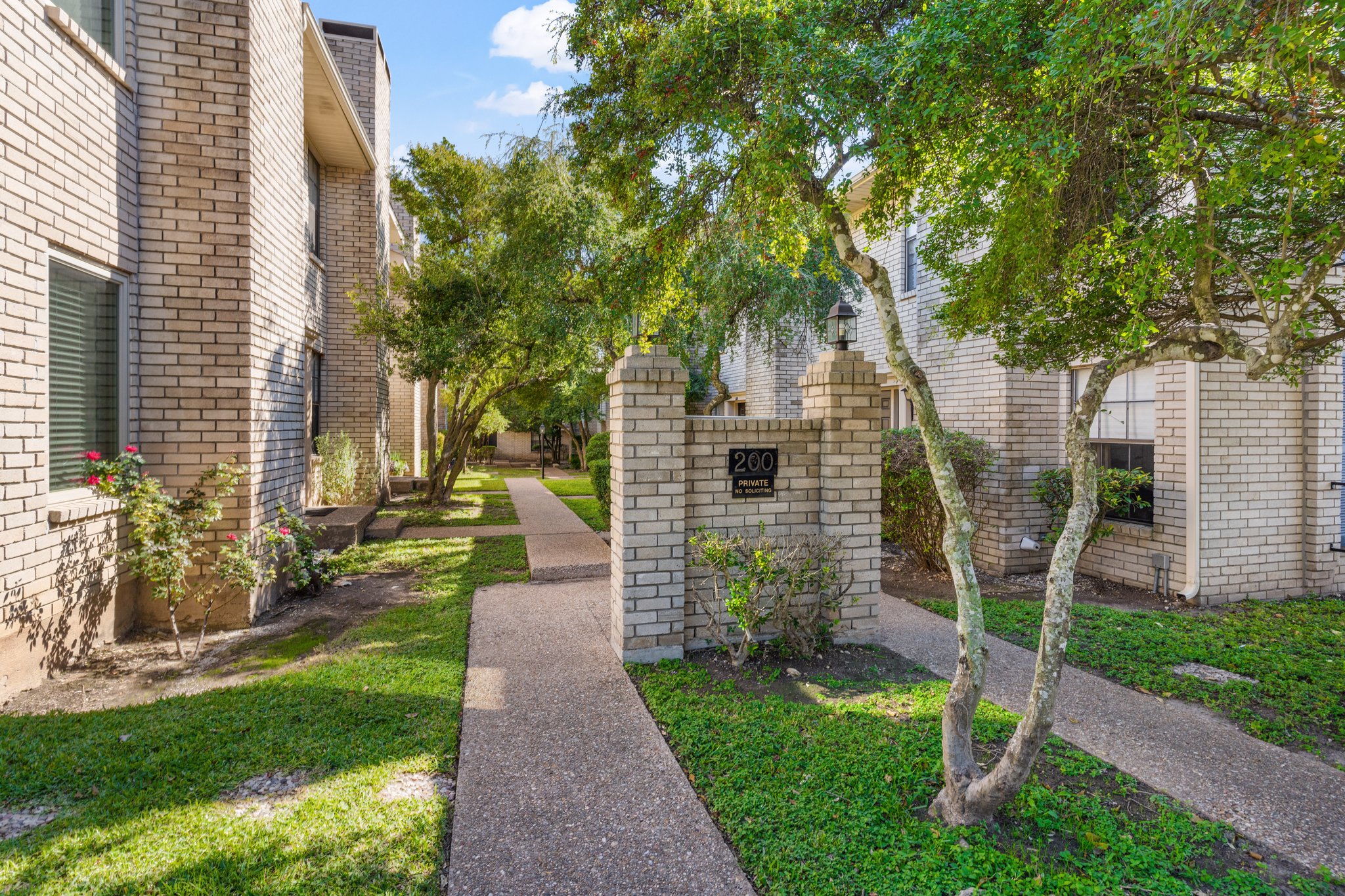 8400 Jamestown Dr, Austin, TX 78758, USA Photo 36