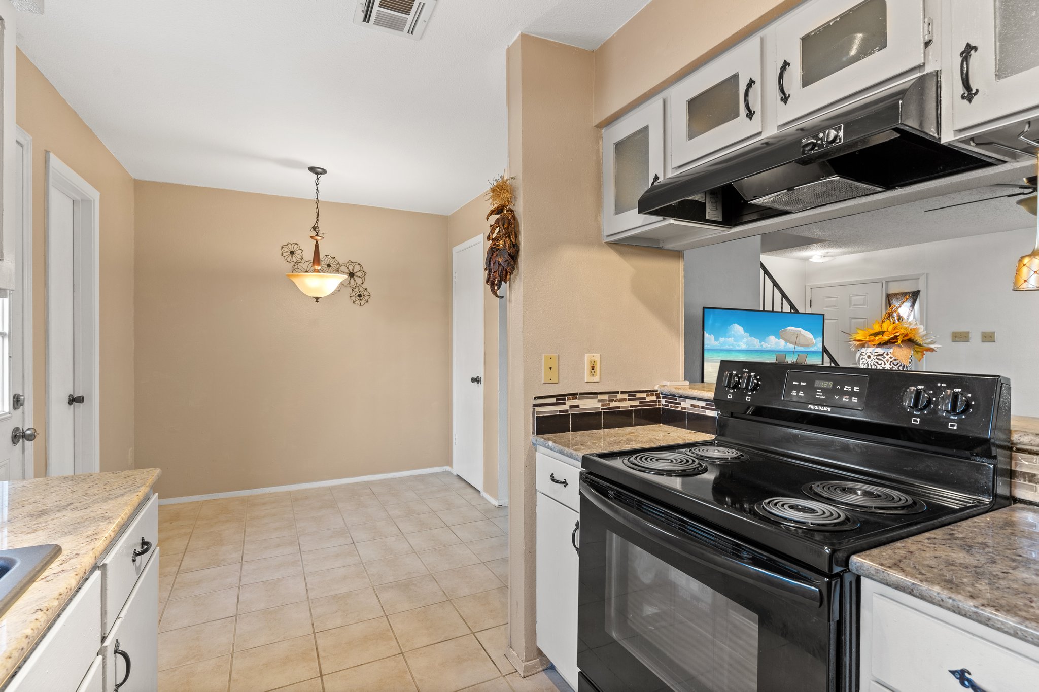 8400 Jamestown Dr, Austin, TX 78758, USA Photo 24