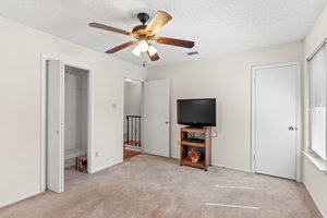 8400 Jamestown Dr, Austin, TX 78758, USA Photo 18