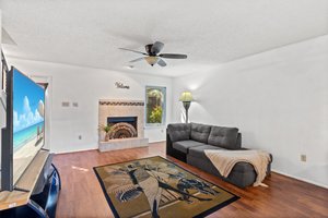 8400 Jamestown Dr, Austin, TX 78758, USA Photo 8