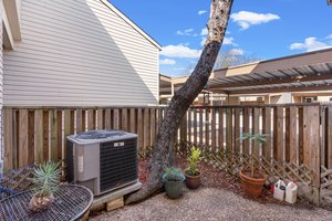 8400 Jamestown Dr, Austin, TX 78758, USA Photo 37