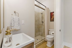  Photo 38