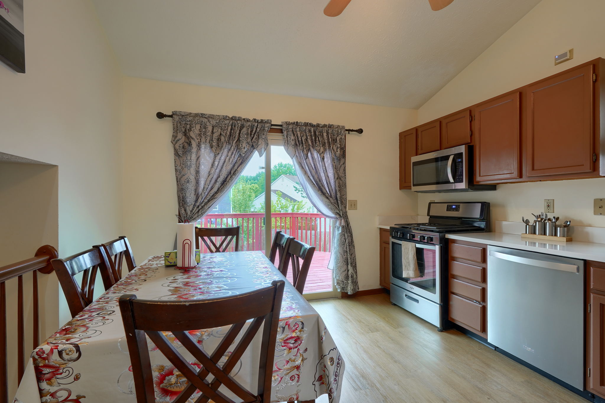 8401 Priestley Dr (16)