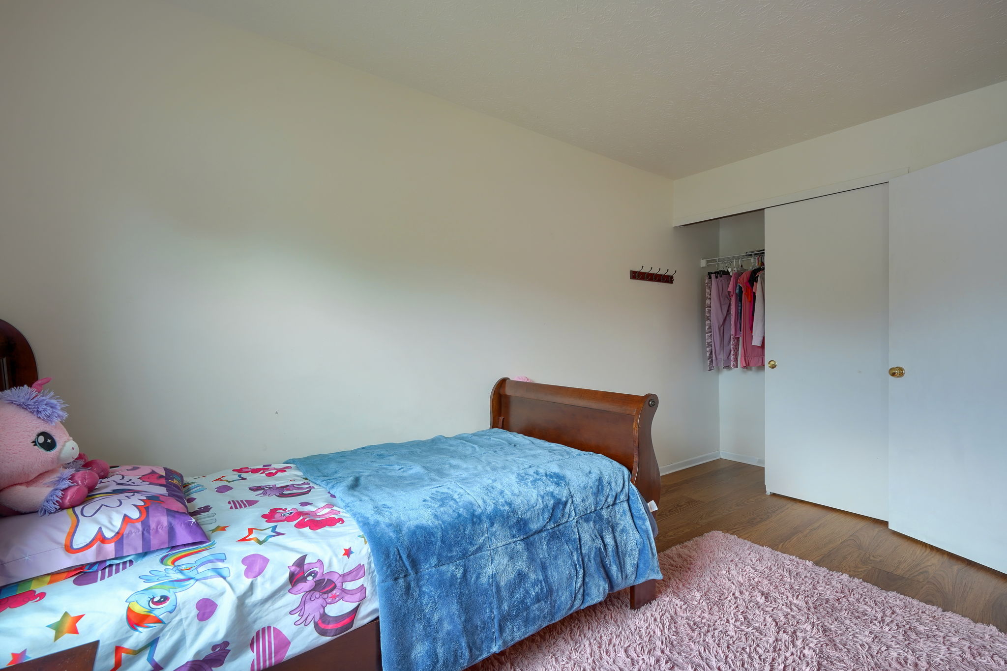 8401 Priestley Dr (24)
