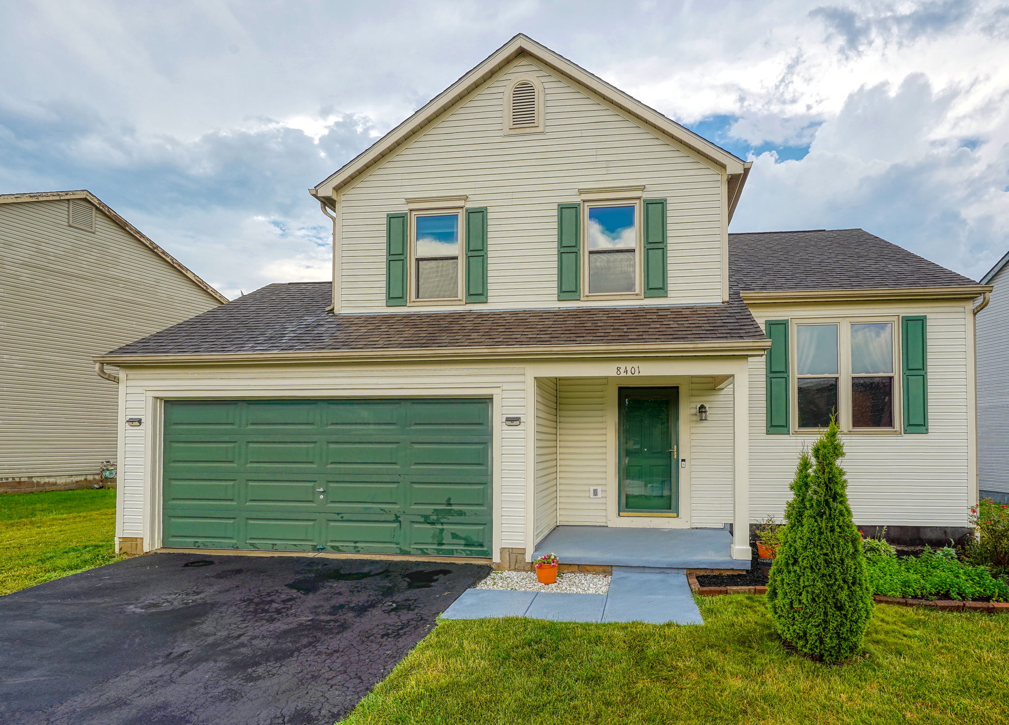 8401 Priestley Dr (30)
