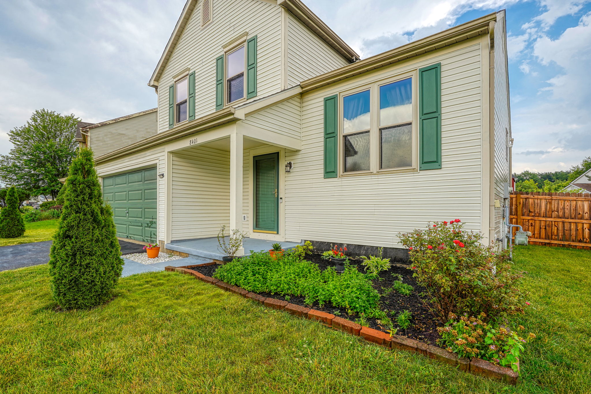 8401 Priestley Dr (37)