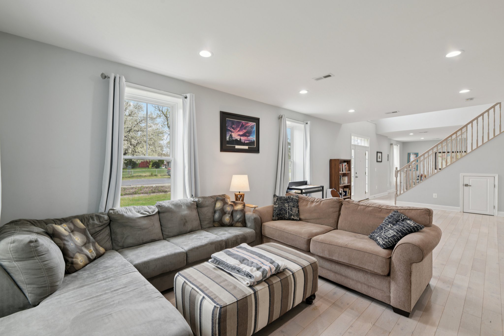 Rockwell Dr-S3103-011.jpg