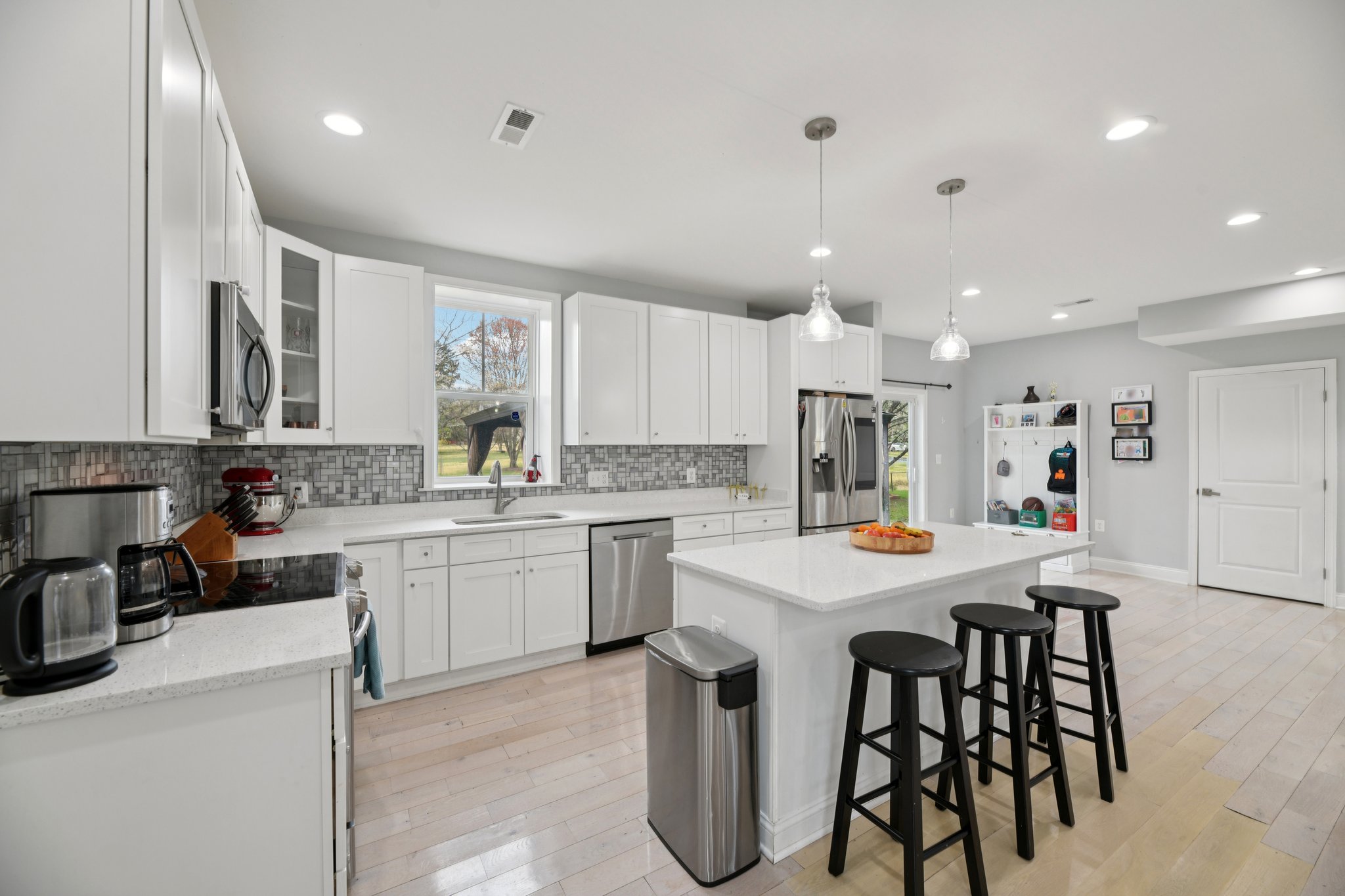 Rockwell Dr-S3103-020.jpg