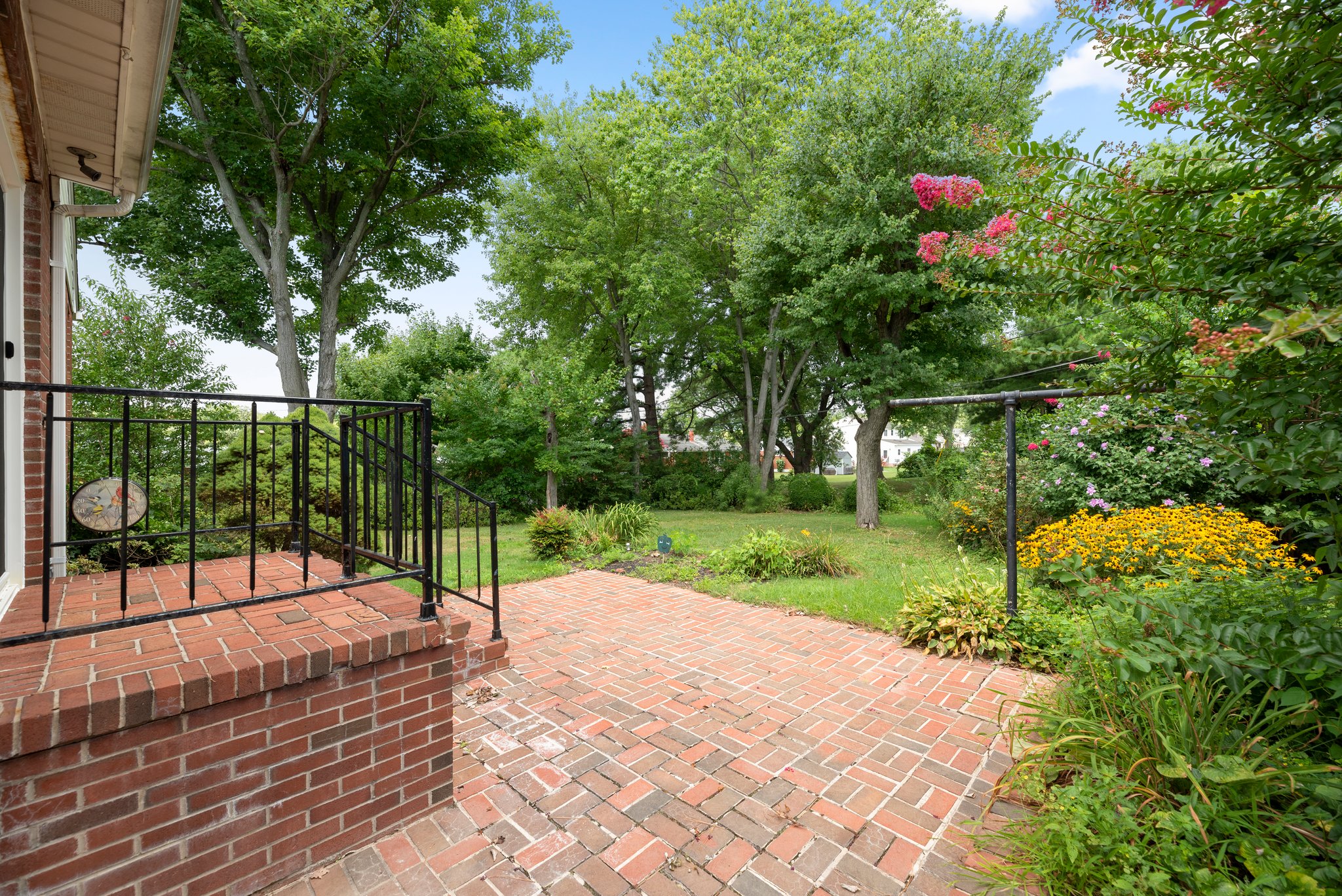 37. Back of house.JPG