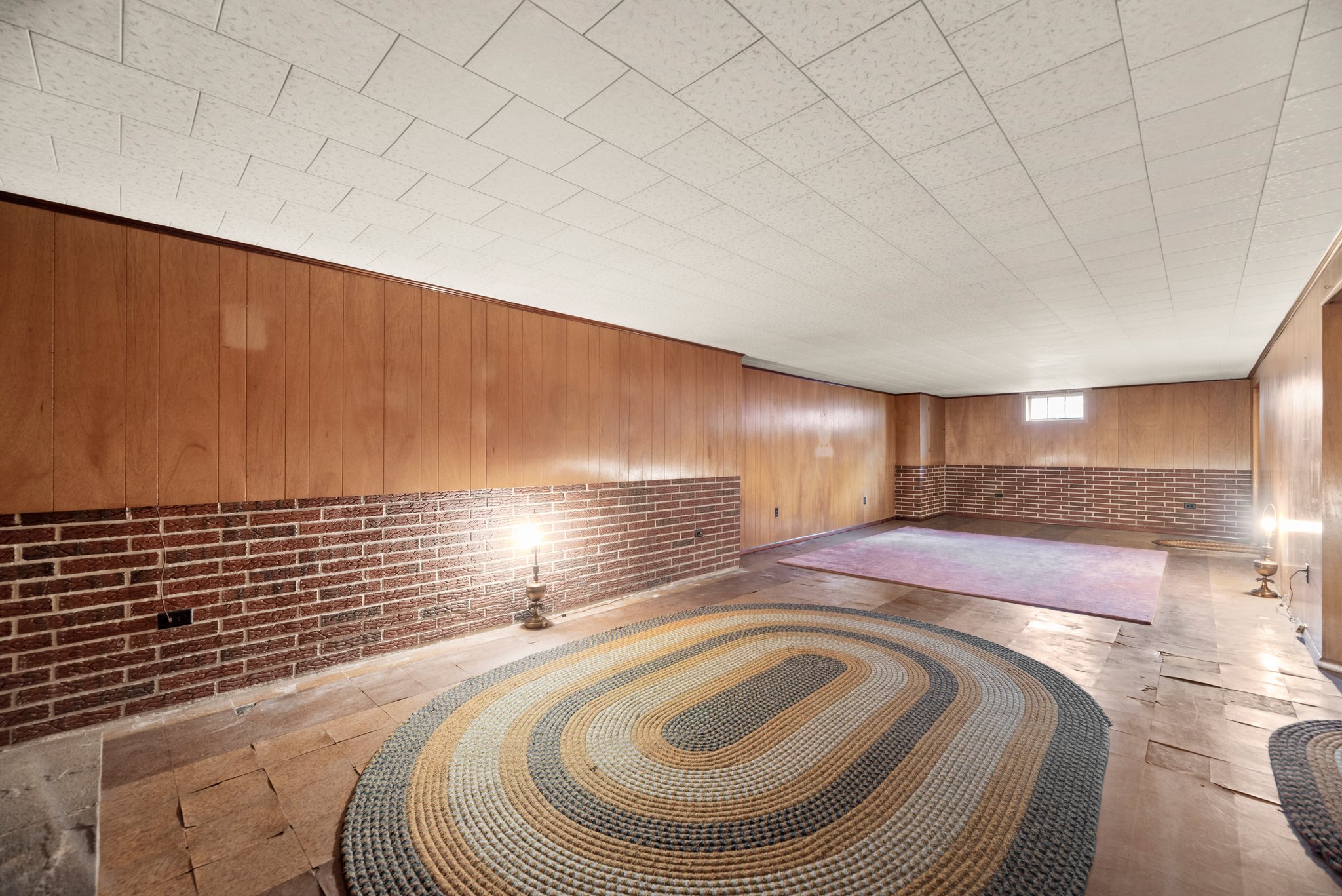 28. Recreation room.JPG