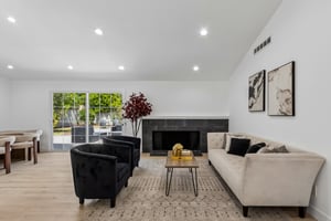Cozycroft Ave-S2706-005.jpg