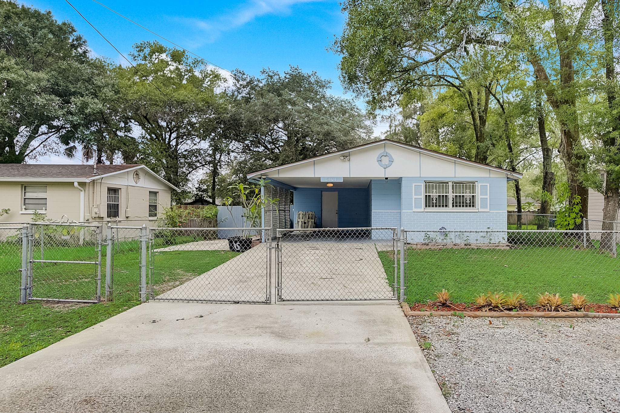 Packwood Ave-002