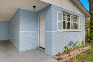 Packwood Ave-007