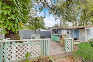 Packwood Ave-033