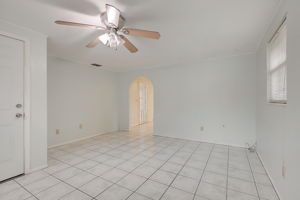 Packwood Ave-010