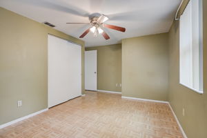 Packwood Ave-024