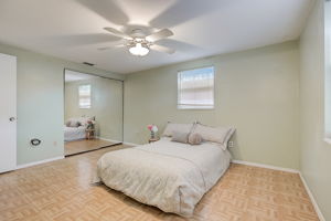 Packwood Ave-028