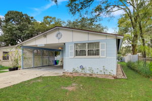 Packwood Ave-006