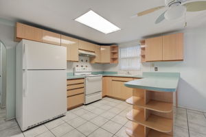 Packwood Ave-015
