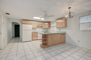 Packwood Ave-012