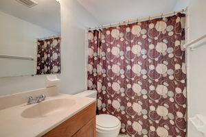 Packwood Ave-020