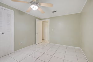 Packwood Ave-022