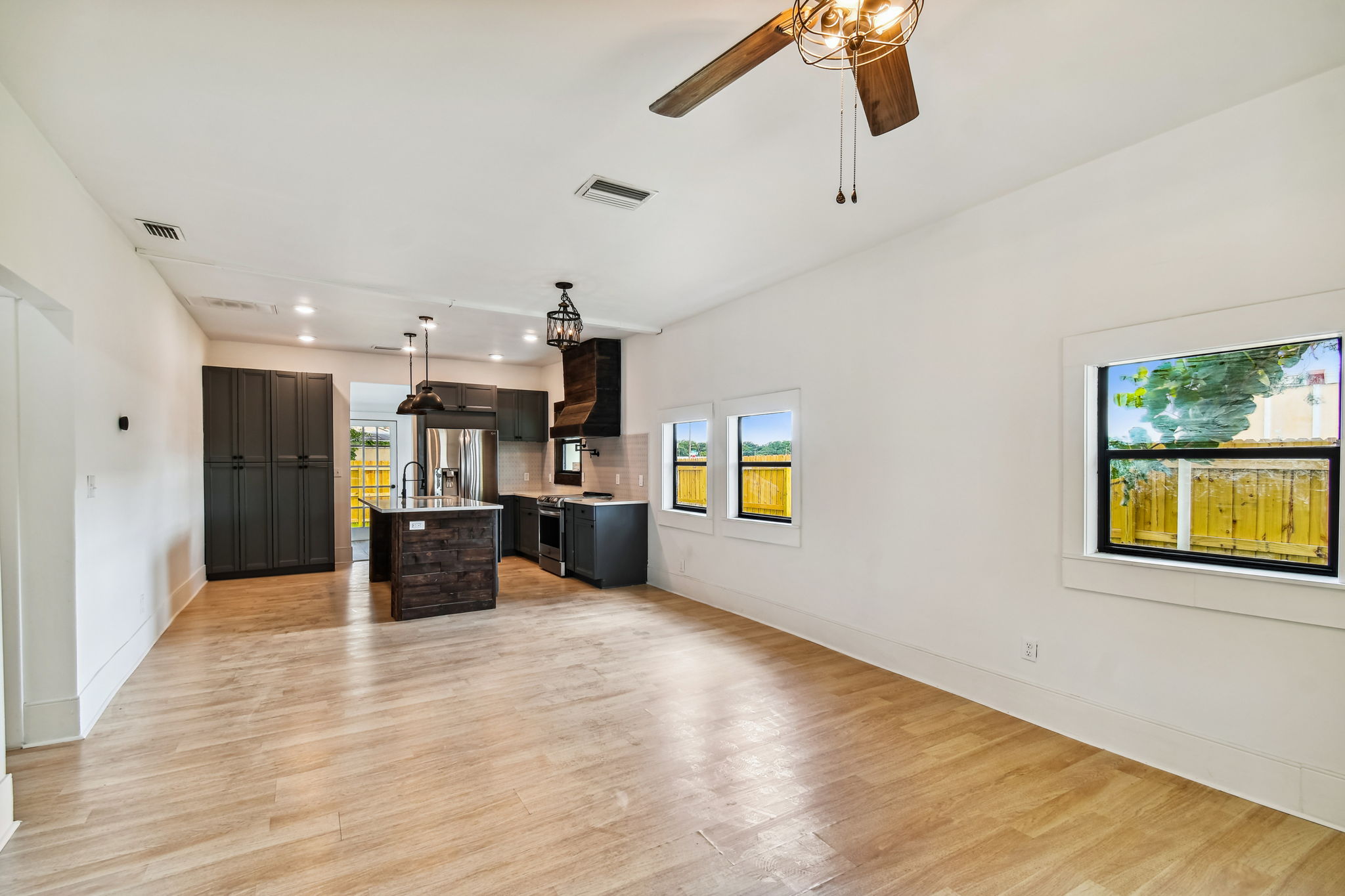 39-8405 N Arden Ave Tampa, FL