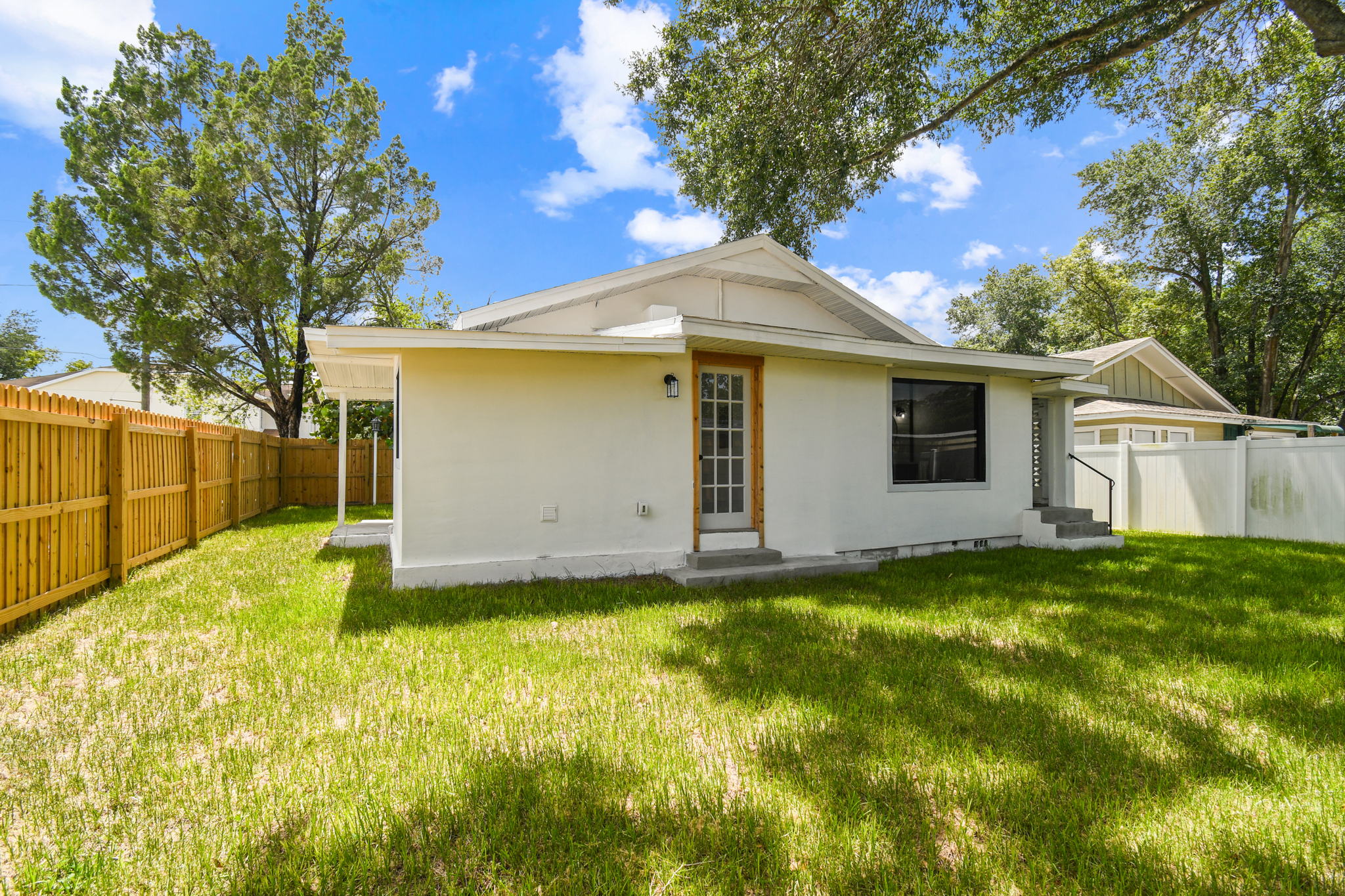 8-8405 N Arden Ave Tampa, FL