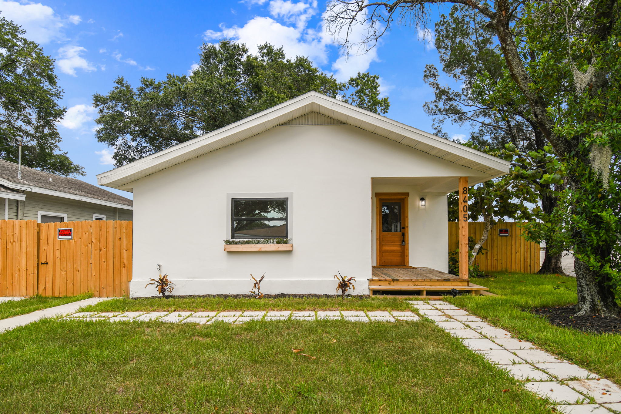 2-8405 N Arden Ave Tampa, FL