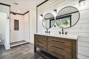 16-8405 N Arden Ave Tampa, FL