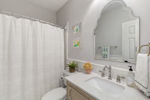 8405 Quail Creek Dr-24