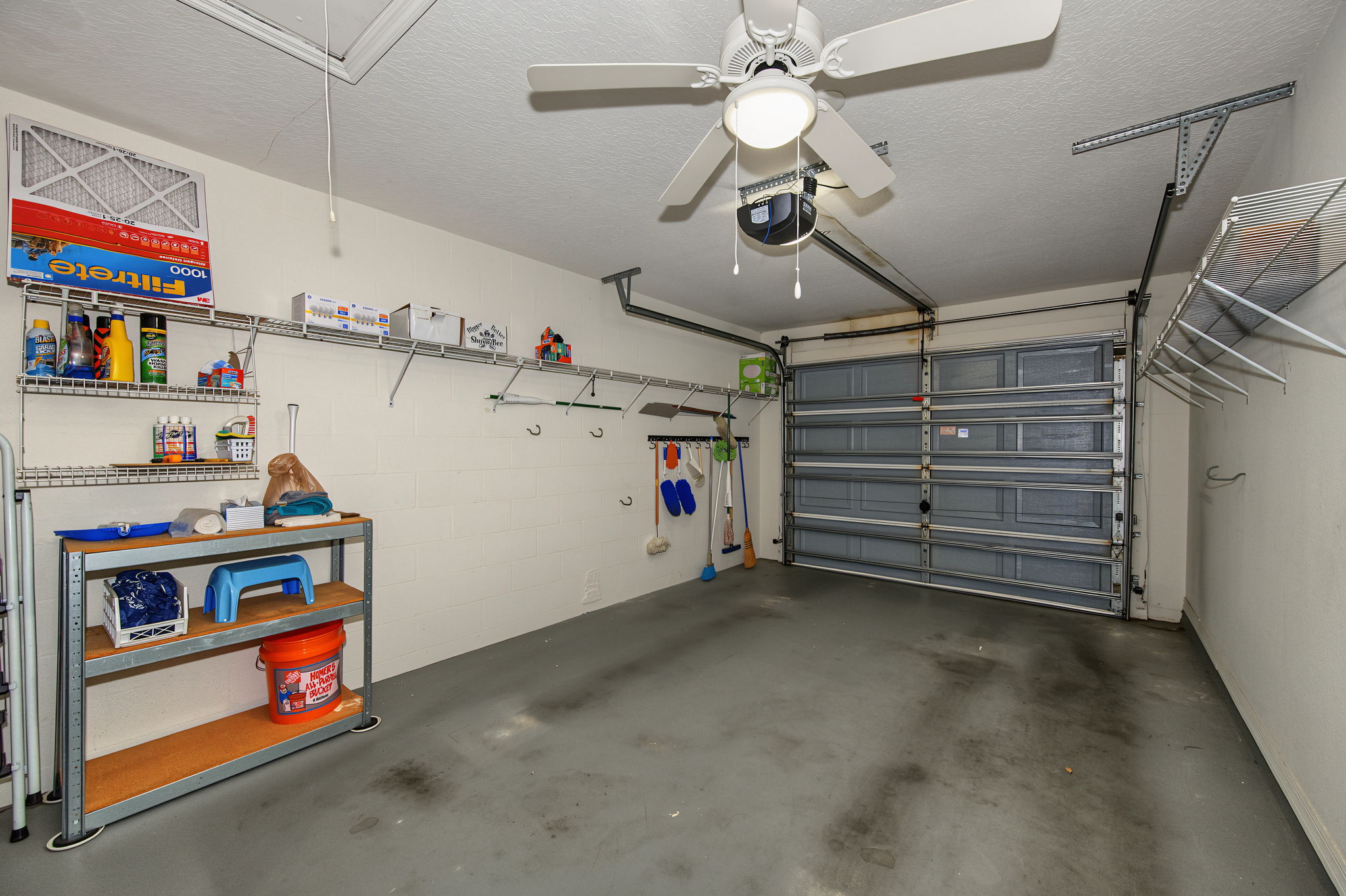 Garage 2