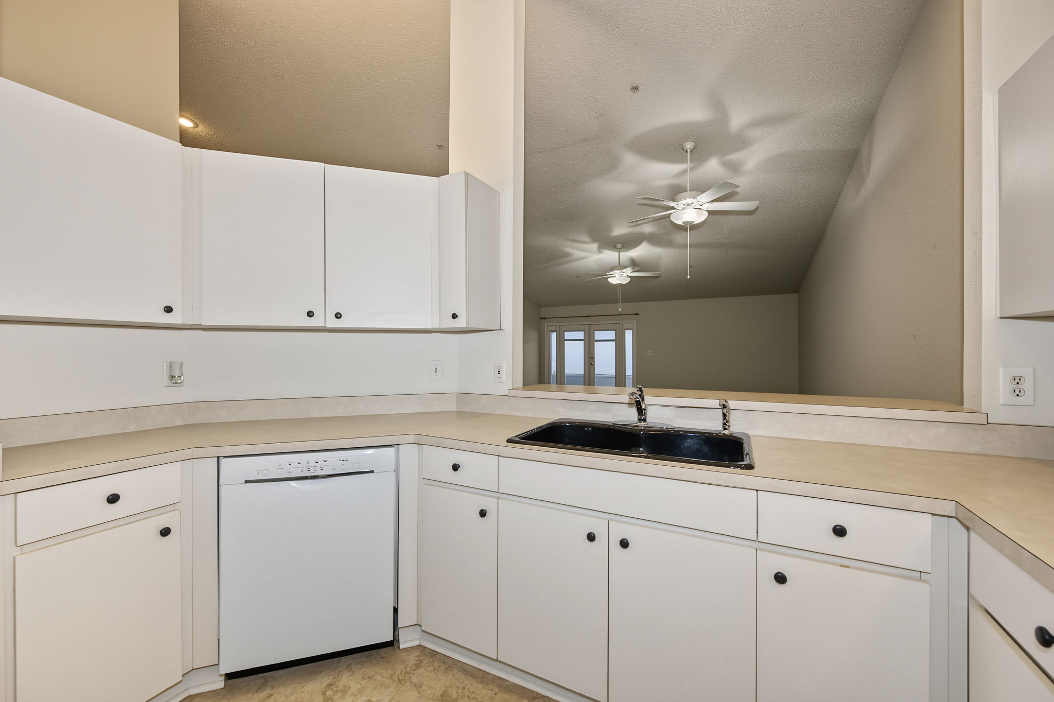 Kitchen 3