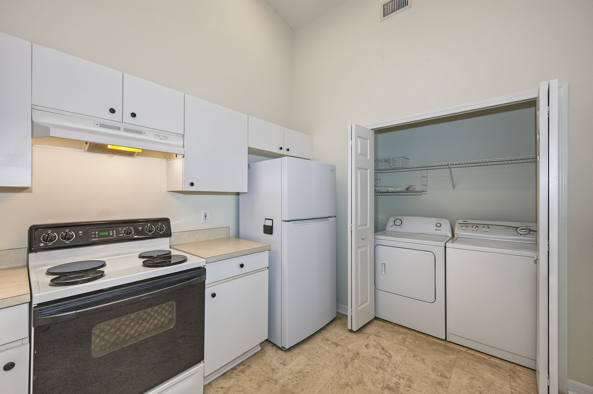 Kitchen 7