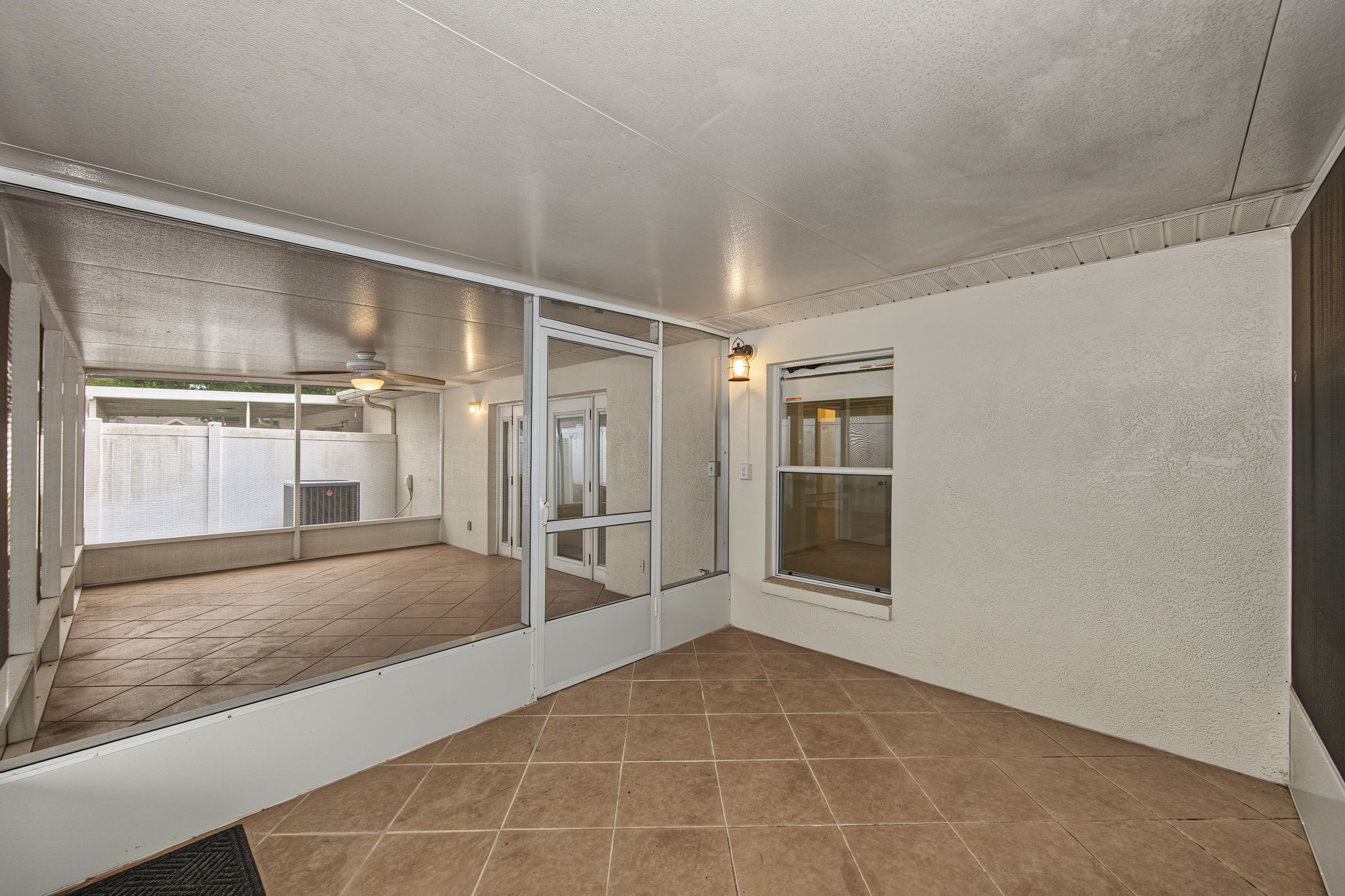 Lanai 2c