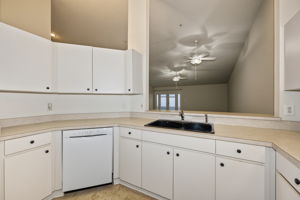 Kitchen 3