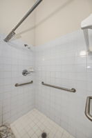 Primary Bathroom 1b