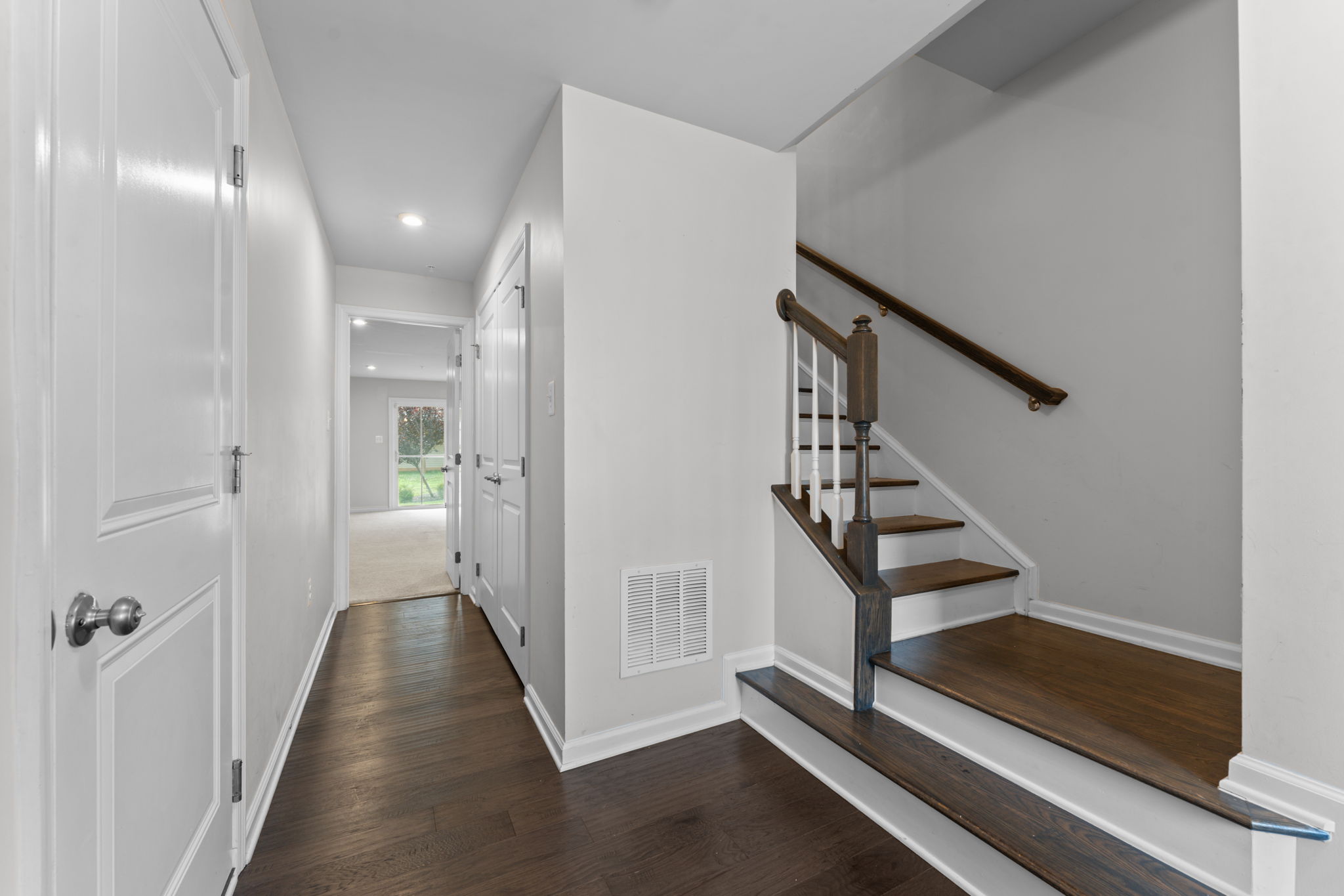 Foyer - Lower Level