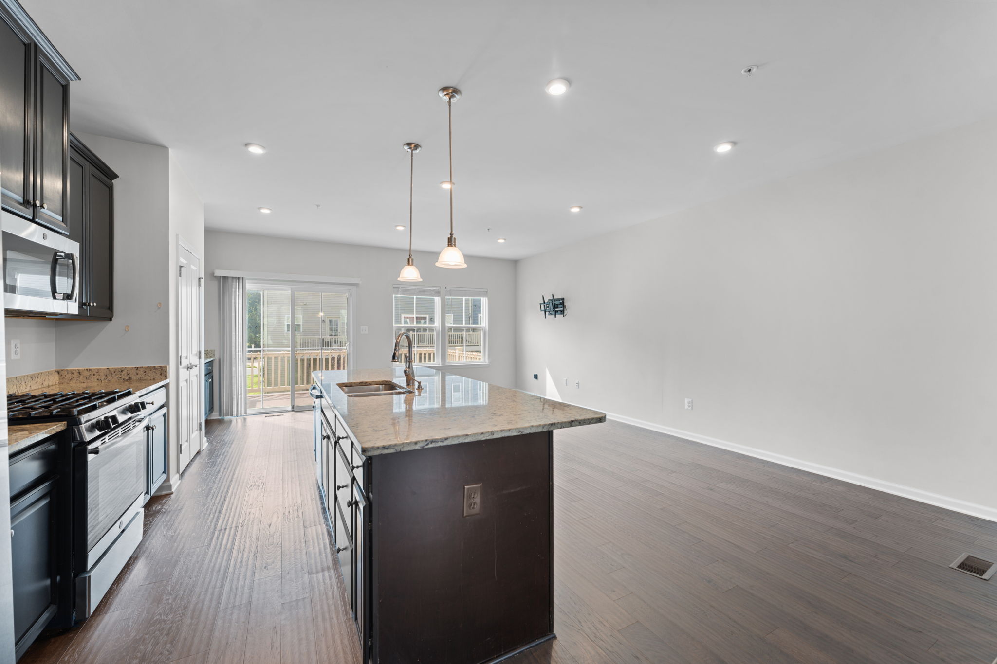 Main Level Open Floorplan