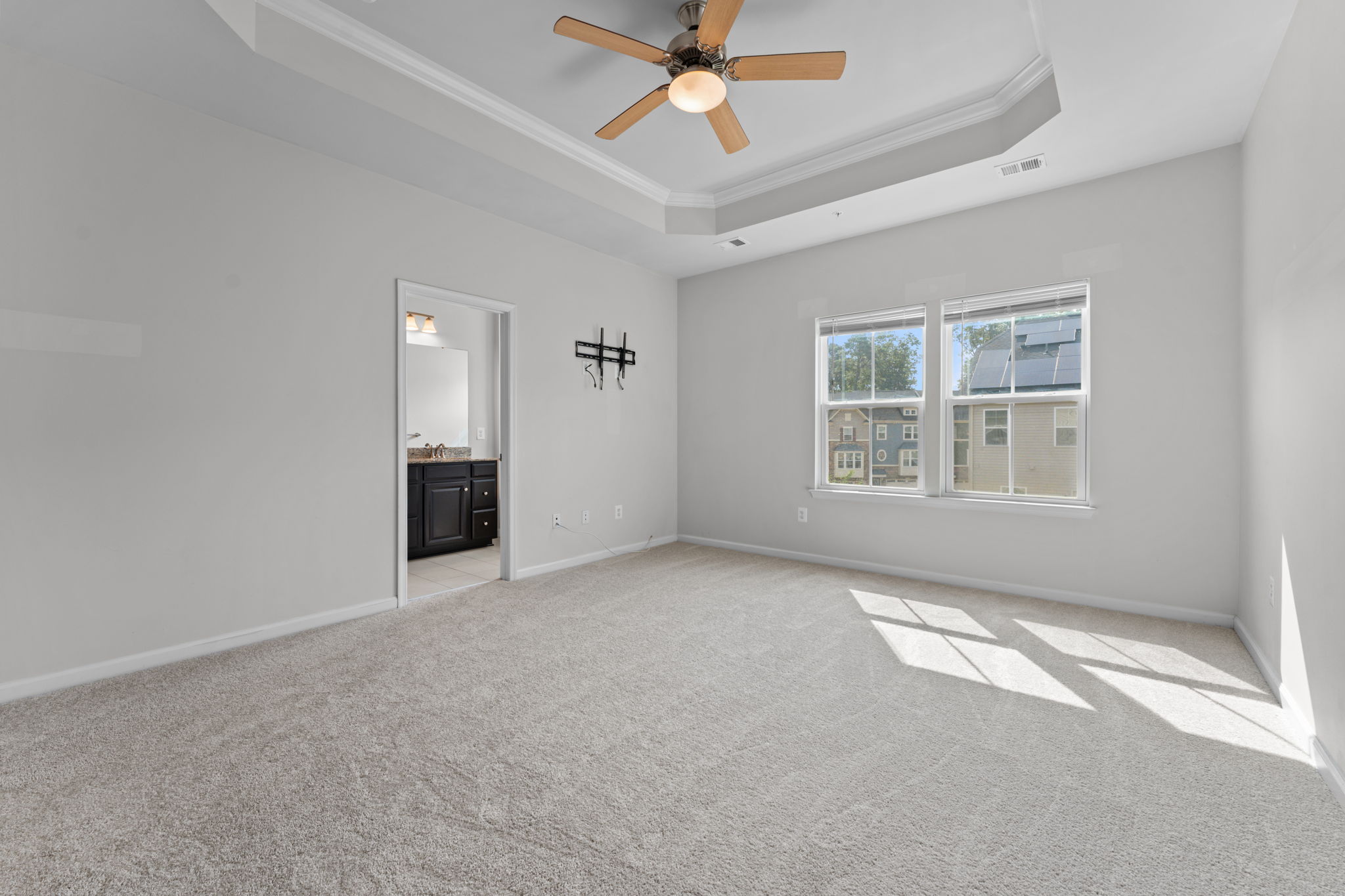 Primary Suite Bedroom