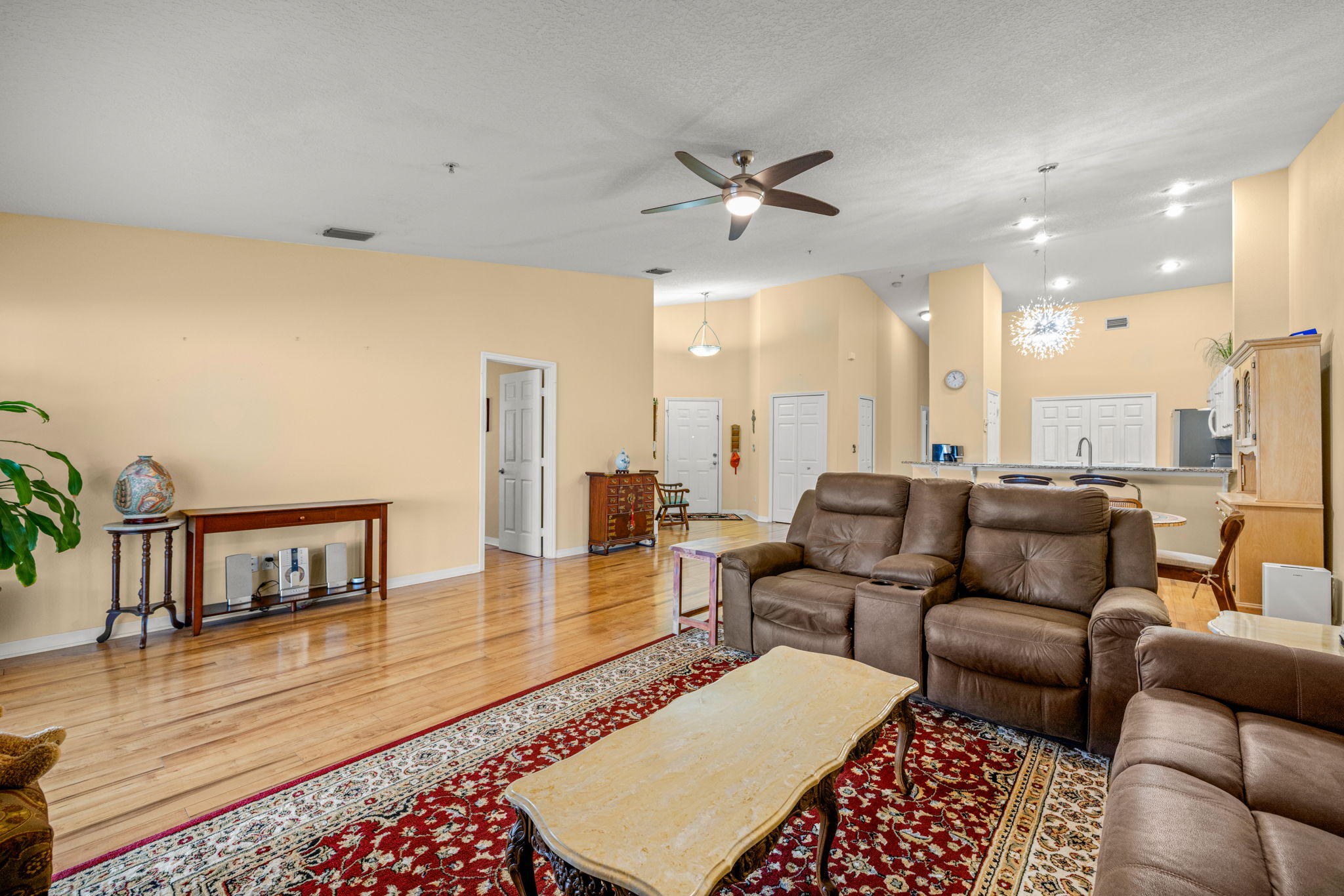 7 - 8408 Terrace Meadows Ct, Temple Terrace, FL 33637