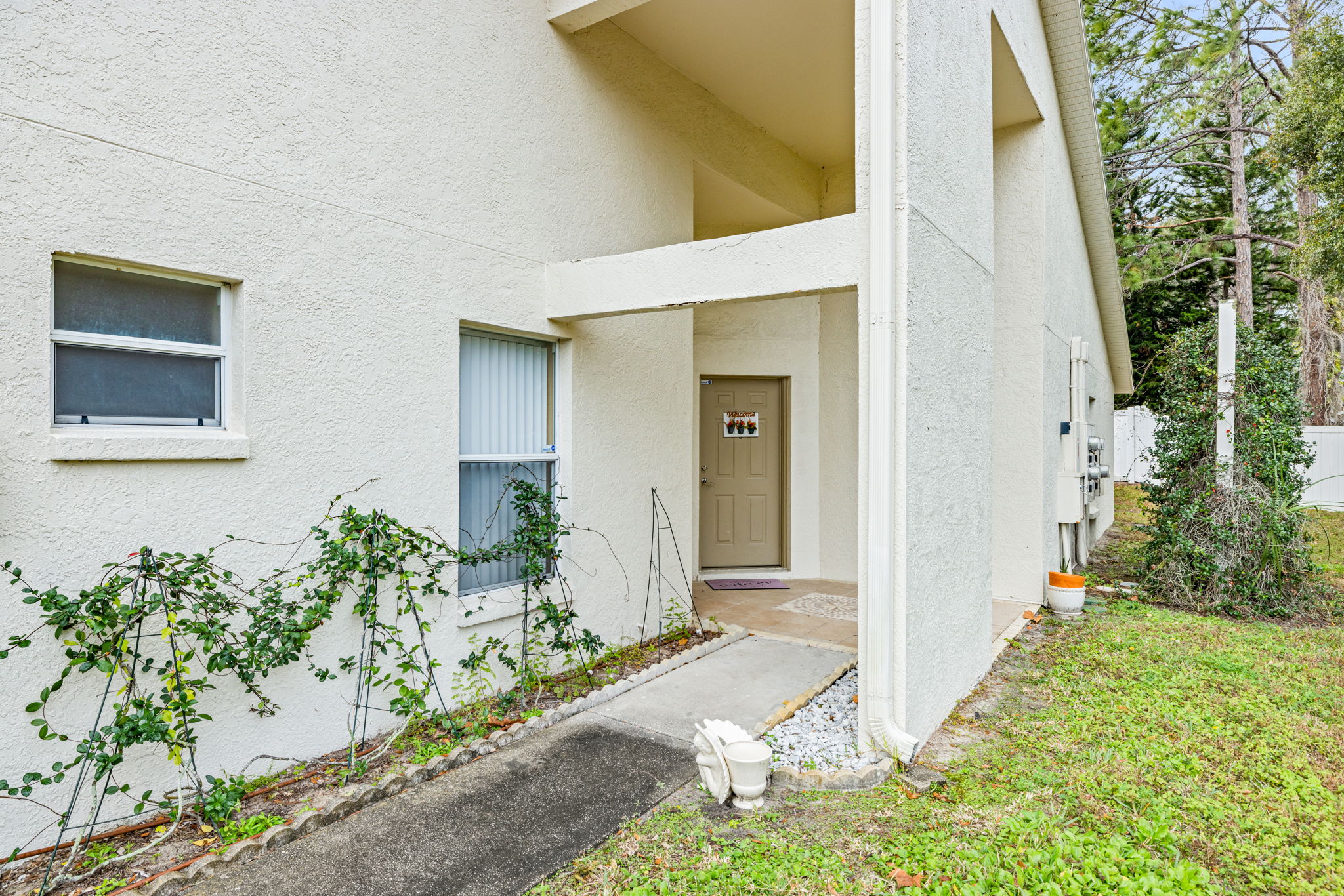 3 - 8408 Terrace Meadows Ct, Temple Terrace, FL 33637