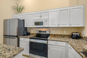 11 - 8408 Terrace Meadows Ct, Temple Terrace, FL 33637