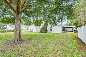 22 - 8408 Terrace Meadows Ct, Temple Terrace, FL 33637