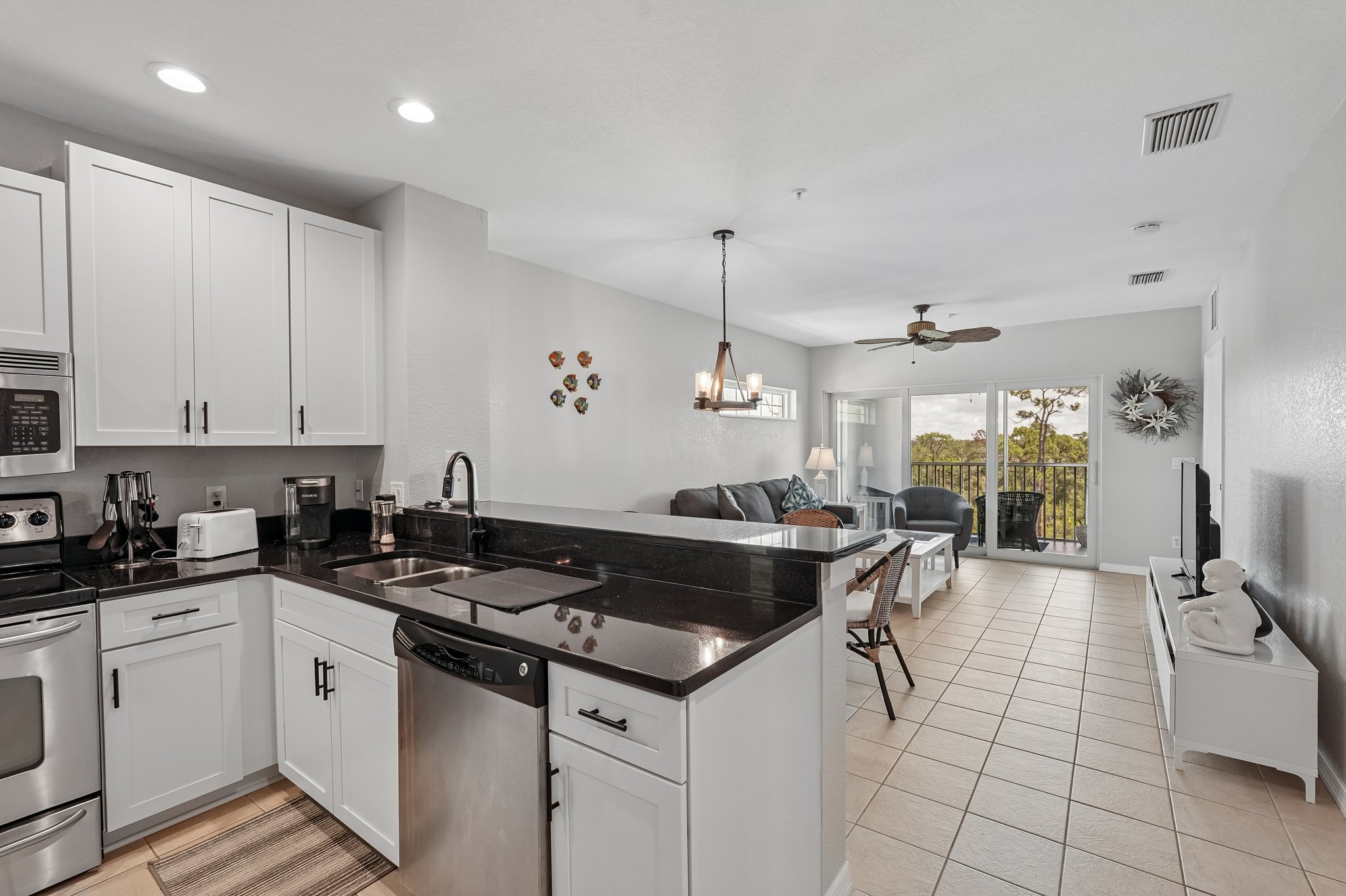 Placida Rd 405-S3005-012.jpg